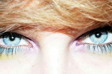 hipnotyzujące spojrzenie... #dziewczyna #oczy #prawda #piękno #kolorowe