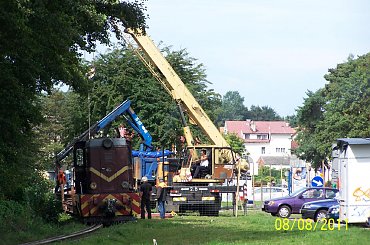 Lxd2 na tle dźwigów #Gryfice #Gryficka #Kolej #Lxd2 #Nadmorska #Niechorze #Pogorzelica #Remont #Rewitalizacja #Wąskotorowa