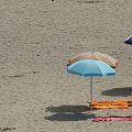 Playa, czyli nasza plaża, jest miejscem spotkań, wypoczynku, nawiązywania nowych znajomości, czas tu ospale idzie do przodu i tylko słonce daje znak ze czas się zanurzyć w ciepłych wodach morza.
Calpe, Hiszpania.
