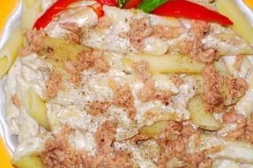 Penne z sosem z Fety i tuńczyka
Przepisy do zdjęć zawartych w albumie można odszukać na forum GarKulinar .
Tu jest link
http://garkulinar.jun.pl/index.php
Zapraszam. #makaron #penne #feta #tuńczyk #obiad #kulinaria #gotowanie #PrzepisyKulinarne