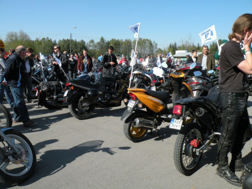 "Rozpoczęcie sezonu motocyklowego - MAŁA 2009" - parada w Kamionce #motocykle #parada #eropczyce #kamionka #zlot