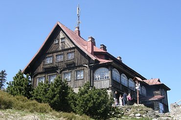 izerski stóg i okolice..schronisko na izerskim stogu #góry #IzerskiStóg #schronisko #świeradów