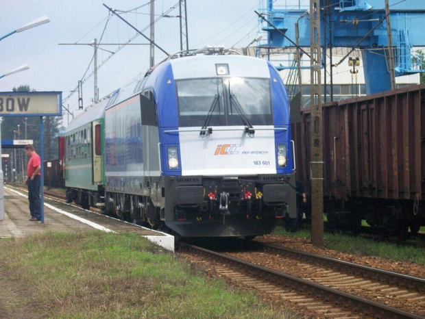 ES64U4 Taurus dla spółki PKP Intercity, st. Grybów