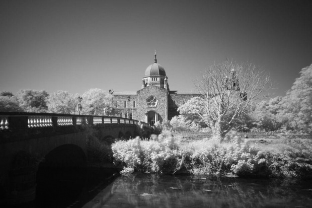 Galway Cathedral #Galway #Irlandia #Cathedral #Infrared