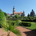 Zamek w Nowym Meste n. Metują #Czechy #park #zamek