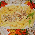 Penne z prostym sosem serowym.
Przepisy do zdjęć zawartych w albumie można odszukać na forum GarKulinar .
Tu jest link
http://garkulinar.jun.pl/index.php
Zapraszam. #ser #makaron #penne #jedzenie #obiad #kulinaria #przepisy