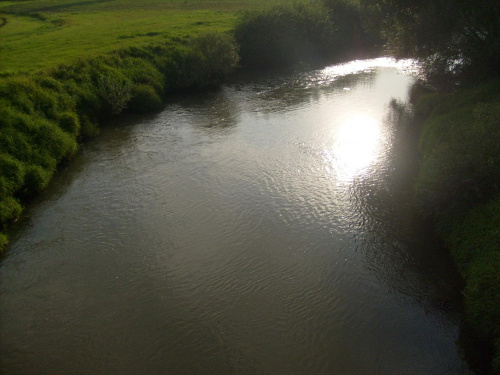 Rzeka Wisła (Wały) Wola
Data 22.09.09 r Godz. 16.55
Niebo LEKKO(*) zachmurzone.
Autor:Kulas
Fotograf: Sachu