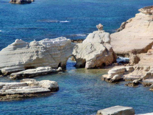 Cypr,Pafos sea caves