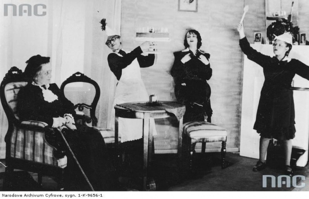 Przedstawienie " Szesnastolatka " Filipa i Aimee Stuartów w Teatrze Miejskim im. Wojciecha Bogusławskiego w Kaliszu_1937 r.