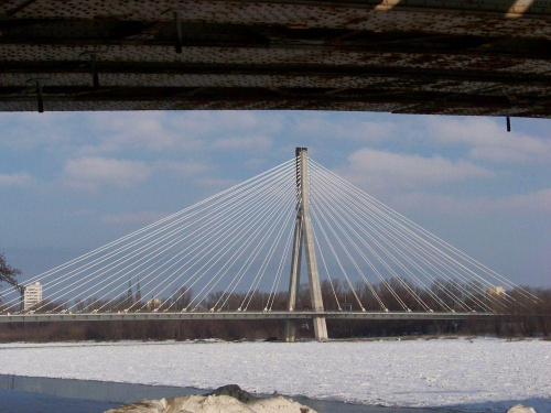 Most pod mostem. #Warszawa #Powiśle #zima