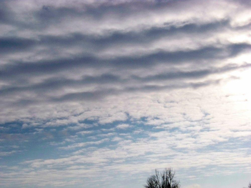Dołączam do miłośników chmur:) #Warszawa #niebo #chmury