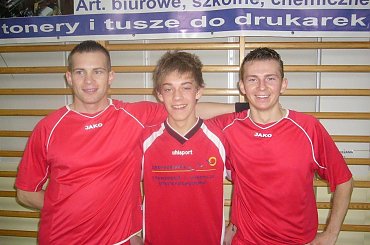 #Zbąszynianka #TurniejRodzinny #PiłkarskiTurniejTrójekRodzinnych #Zbąszyń #zbąszyniacy #GminaZbąszyń #wielkopolska #RegionKozła #halówka #GrzegorzSkotarczak #BratPiotrSkotarczak #KuzynPatrykRau #KuzynAdrianSkotarczyk #RodzinaSkotarczyków