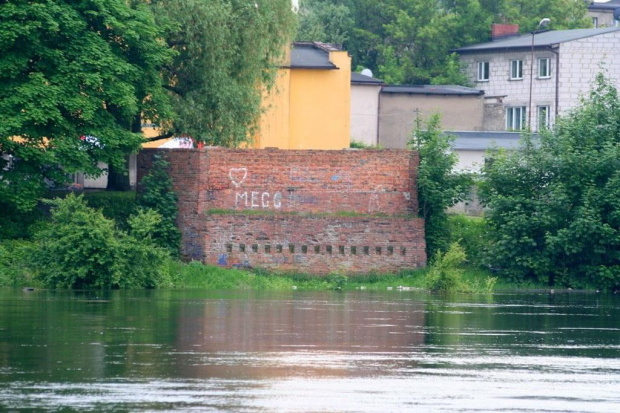 Wronki, przyczułek starego drewnianego mostu