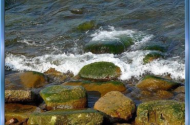 Westerplatte-z nabrzeża w dół... #NadMorzem #Westerplatte #Gdańsk #widok #głazy #fale