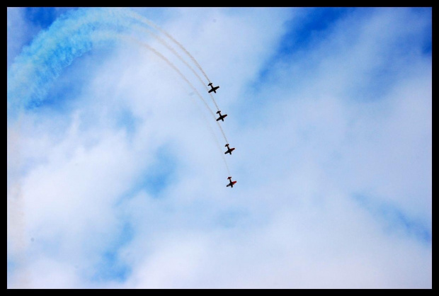 International Air Show Portrush 2007
08/09/2007 #airshow #samolot #akrobacje #Portrush