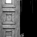 #zamek #zamki #architektura #kot #drzwi