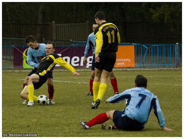 Pogoń Lębork vs. Czarni Pruszcz Gdański #SławomirŁukaszuk #JoannaKraśnik #PruszczGdański #PogońLębork #Lębork #piłka #PiłkaNożna #pogoń #stadion #mecz #PentaxK10D #PentaxD200D #CzarniPruszczGdański #Gdańsk