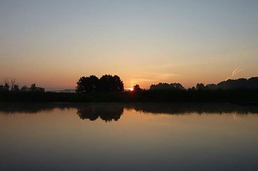 4 rano, świt i chłód :) #łódka #podróże #przyroda #ryby #wędkarstwo #widoki #woda #żagiel